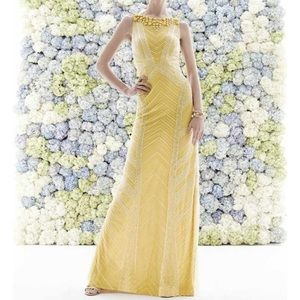 Very elegant dress